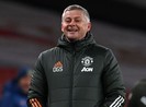 Lí do Solskjaer kêu gọi CĐV MU đừng thức khuya