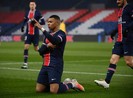 Vượt Messi, Mbappe đi vào lịch sử Champions League