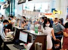 Sân bay Nội Bài lắp vách ngăn giọt bắn tại quầy giao tiếp