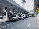 Đề nghị mở làn riêng để xe công nghệ đón khách ở Tân Sơn Nhất