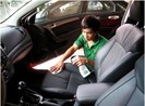 Kinh nghiệm vệ sinh ghế da xe hơi hiệu quả