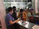 Ga Sài Gòn nhộn nhịp đưa đón người dân về quê nghỉ lễ