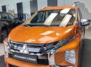 Giá lăn bánh xe Mitsubishi Xpander Cross là bao nhiêu?