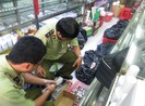 Ăn gian chất lượng bình ắc quy, biến đất sét thành phân bón