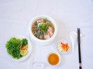 Đưa món ăn đặc sản địa phương vào khách sạn năm sao
