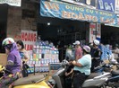 Hàng ngàn hộp khẩu trang y tế giá 25.000 đồng