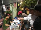 Nhiều người ở chợ đầu mối Thủ Đức được đưa đi cai nghiện
