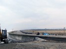 Sạt lở tuyến kè biển uy hiếp sân bay Tuy Hòa