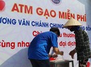 Thầy trò trường chuyên giúp người nghèo trong đại dịch
