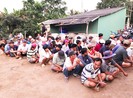 Đột nhập trường gà tại Tiền Giang, cảnh sát bắt giữ 69 người