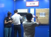 Bình Dương: Người đàn ông vác búa đập nát máy ATM 