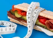 Tại sao một số người ăn nhiều nhưng không bao giờ tăng cân?