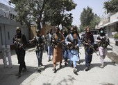 Nguy cơ xuất hiện ‘chợ đen vũ khí Mỹ’ ở Afghanistan