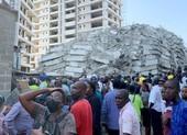 VIDEO: Sập tòa nhà 22 tầng ở Nigeria, 100 người mất tích