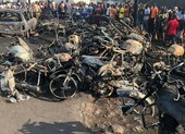 VIDEO: Nổ xe bồn tại Sierra Leone, ít nhất 99 người chết