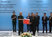 Việt Nam hỗ trợ trang thiết bị phòng, chống dịch cho Campuchia
