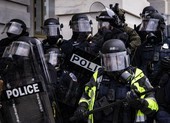 Thêm sĩ quan cảnh sát Mỹ tự tử sau vụ bạo loạn ở Điện Capitol