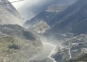 VIDEO kinh hoàng vụ vỡ sông băng ở Ấn Độ