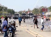 Cảnh sát Myanmar bắn đạn thật, ít nhất 7 người thương vong