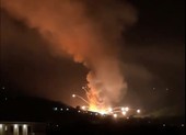VIDEO: Loạt vụ nổ làm rung chuyển kho đạn ở Serbia