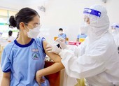 Ngày đầu học sinh TP.HCM tiêm vaccine ngừa COVID-19 đều an toàn