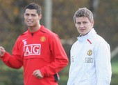 Ronaldo gây sức ép lớn cho HLV Solskjaer