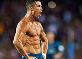 Siêu nhân Ronaldo tiết lộ bí quyết duy trì 6 múi ở tuổi 36