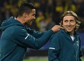 Man United săn chữ ký Modric, tái hợp Ronaldo