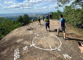 Hành trình trekking núi Dinh chinh phục đỉnh La Bàn