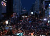 Hàng nghìn người biểu tình ở Bangkok đòi Thủ tướng Thái Lan từ chức
