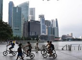 Mỹ nâng mức cảnh báo du lịch đến Singapore và Hong Kong vì COVID-19