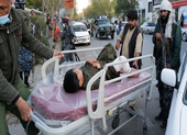 Quân y viện lớn nhất Afghanistan bị đánh bom, hàng chục người chết