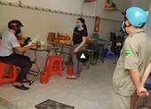 Phạt mạnh tay người không đeo khẩu trang, bán đồ ăn tại chỗ
