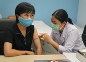 TPHCM sẽ tiêm nhắc vaccine cho toàn dân trước Tết 