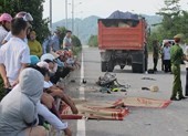 Nam công nhân bị xe tải tông trực diện