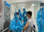 Điều tra nguyên nhân 12 người tai biến nặng sau tiêm vaccine