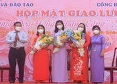 Nước mắt và nụ cười của thầy cô dạy học trò chuyên biệt  