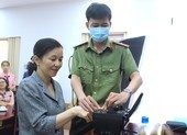Cấp CCCD có gắn chip cho người dân và cán bộ quận Bình Tân