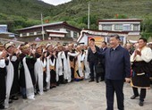 Ông Tập lần đầu đến khu tự trị Tây Tạng với tư cách chủ tịch nước