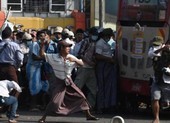 Myanmar: Nhóm ủng hộ quân đội đụng độ nhóm phản đối chính biến