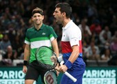 Khán đài chật cứng khán giả xem Djokovic đánh đôi