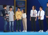Loạt nghệ sĩ Việt bật khóc tại 'Cơ hội đổi đời'