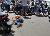 Nghi can trộm xe đâm trọng thương nhiều người dân ở Bình Tân