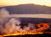 Núi lửa lớn nhất Trái Đất đang chực chờ thức giấc