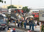 Hai người thoát nạn trong vụ tai nạn thảm khốc ở quận 12