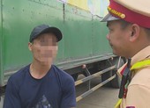 Tài xế xe thư báo khai dùng ma túy đá để 'đỡ buồn ngủ'