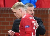 Lời hứa của Solskjaer với Van De Beek