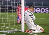 Juventus ra giá bán Ronaldo