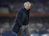 Tottenham sa thải Mourinho thay bằng ‘tiểu Mourinho’