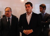 Real Madrid dậy sóng, chủ tịch Perez tố 2 huyền thoại lừa đảo
